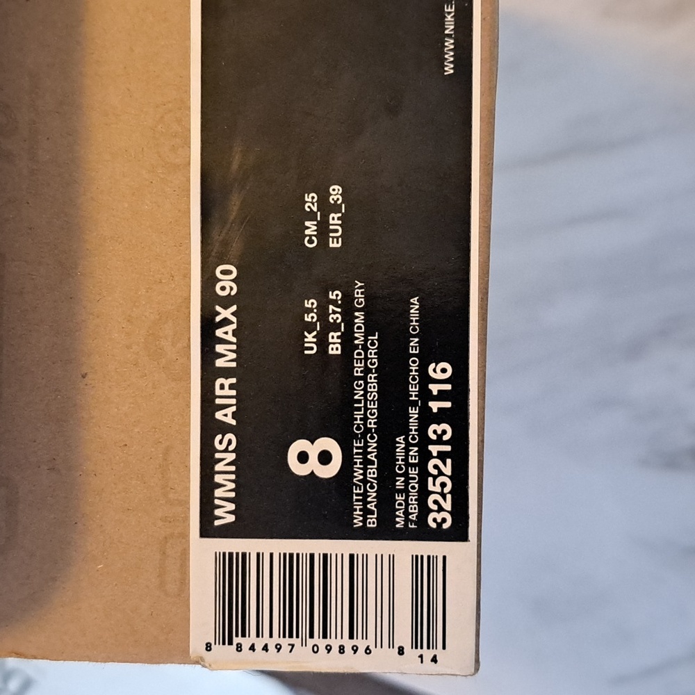 Woman's Air Max 90